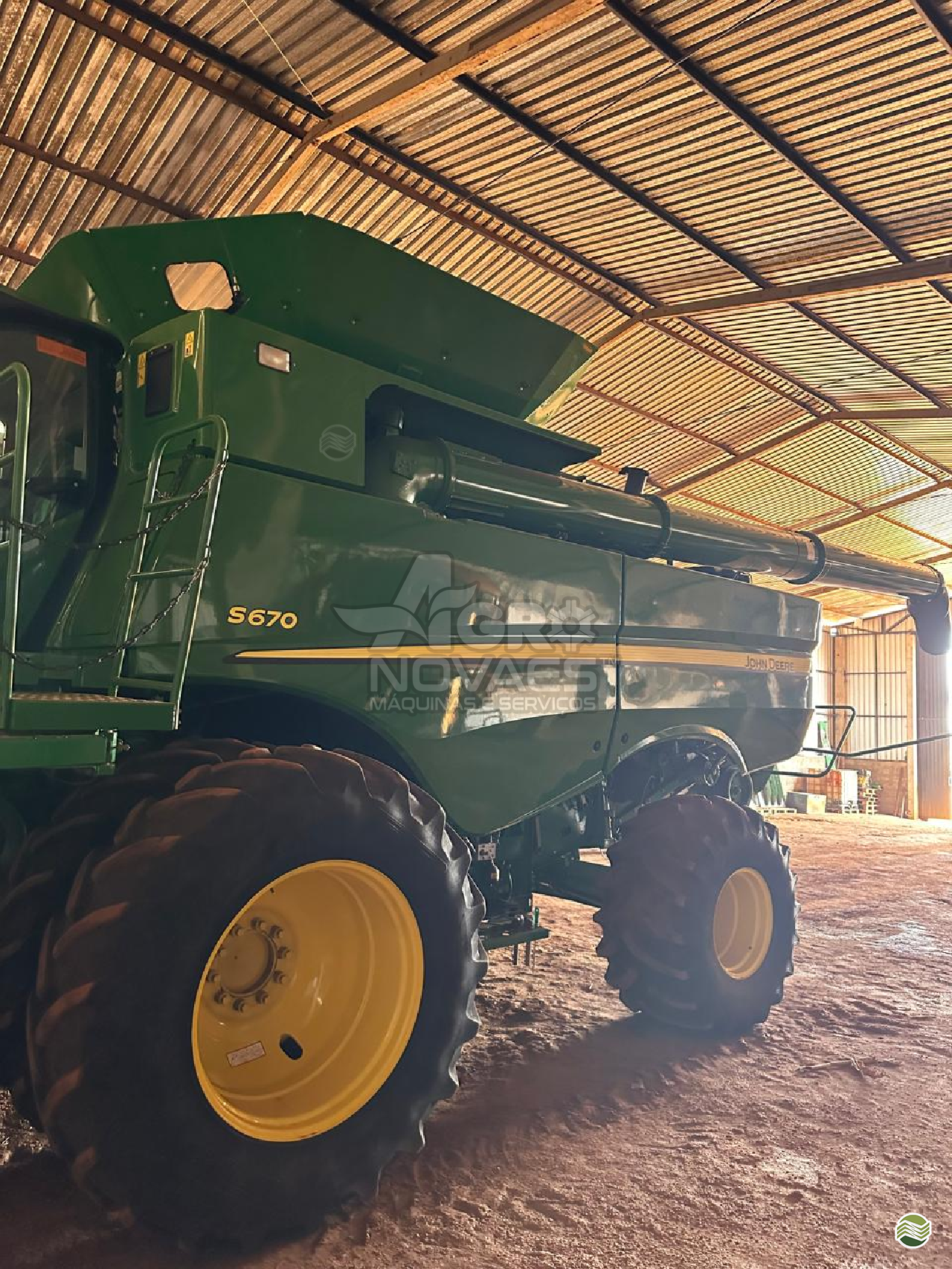 COLHEITADEIRA JOHN DEERE JOHN DEERE S670 Agro Novaes Máquinas Agrícolas FERNANDOPOLIS SÃO PAULO SP